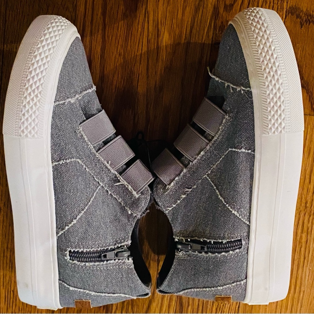 Blowfish Women’s Malibu, Mamba High-Top Sneaker, Gray, size 6, NWOT - Picture 6 of 7